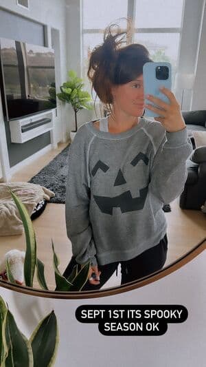 Click to view full size Jenna Ezarik Nude Leaks 6 Photos