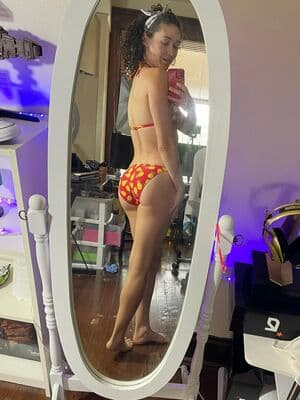 Jess Brohard Nude  Leaks 3 Photos