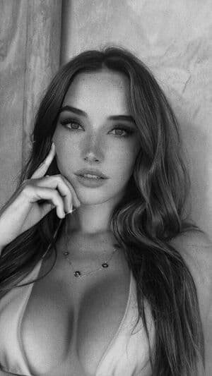 Jess Mulln Nude  Leaks 12 Photos