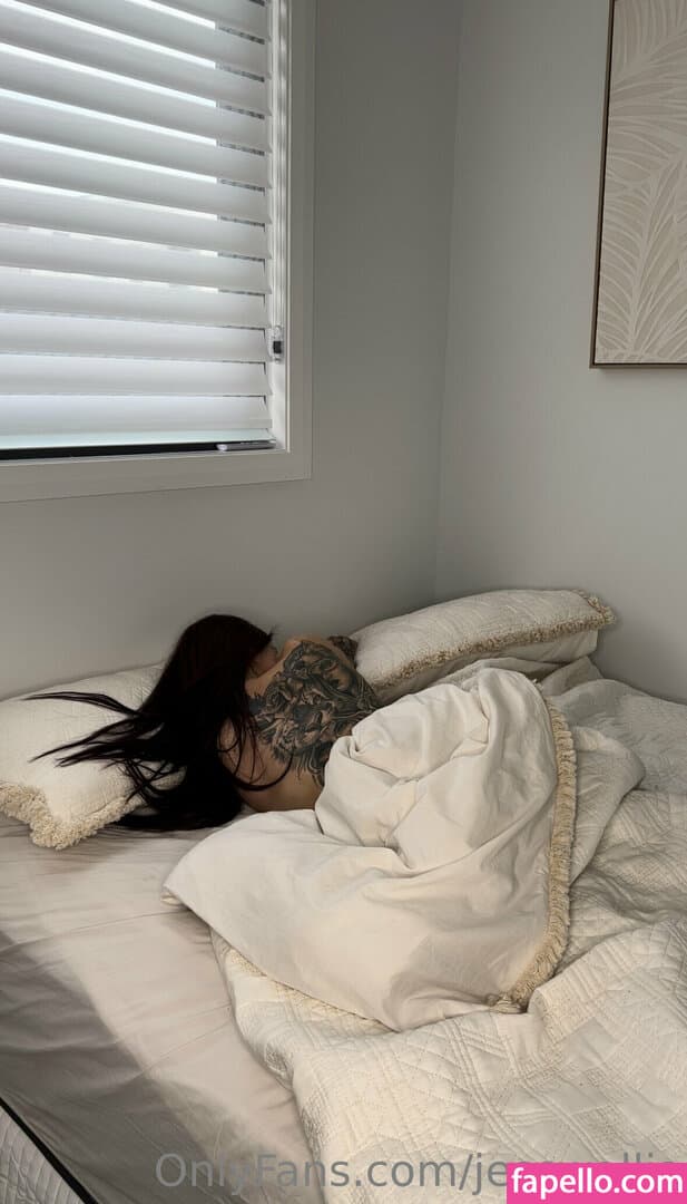 Jess Wallis Nude  Leaks 19 Photos