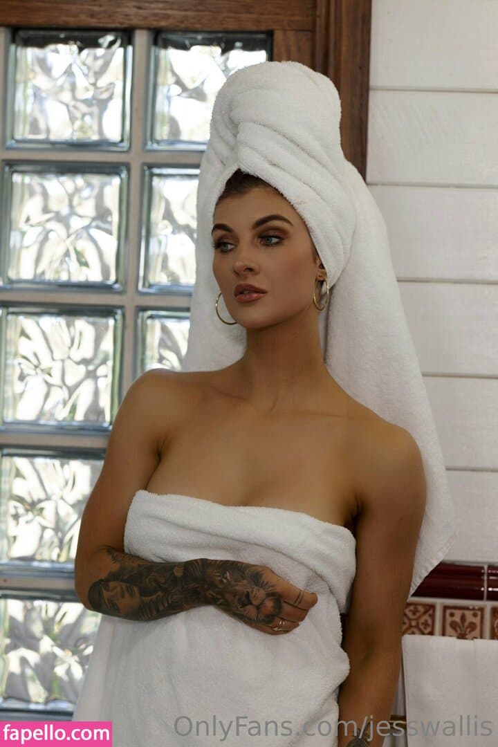 Jess Wallis Nude  Leaks 19 Photos