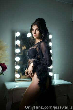 Jess Wallis Nude  Leaks 20 Photos