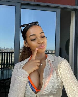 Jordan Hersey Nude  Leaks 3 Photos