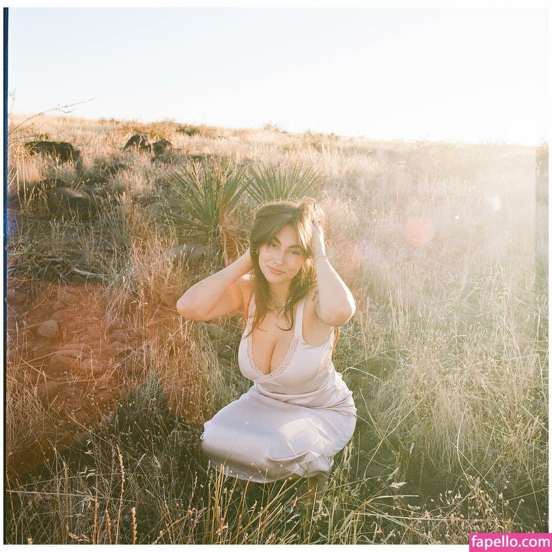 Jordan McDonald Nude  Leaks 8 Photos