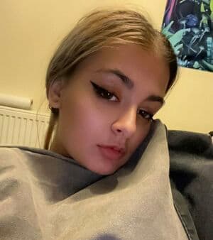 julia.foxy Nude  Leaks 2 Photos