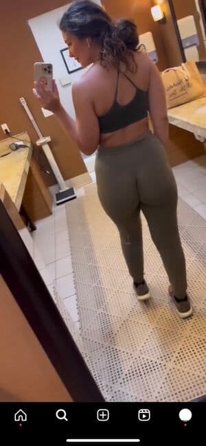 Click to view full size Juliana Harkavy Nude Leaks 2 Photos