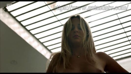 Juliana Lohmann Nude  Leaks 7 Photos