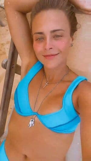 Juliana Silveira Nude  Leaks 4 Photos