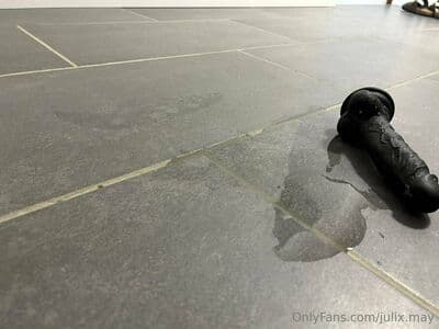 julix.may Nude  Leaks 7 Photos