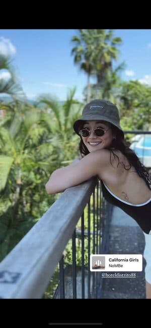 Karen Fukuhara Nude  Leaks 3 Photos