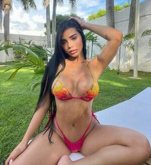 Karina Garcia Nude  Leaks 5 Photos