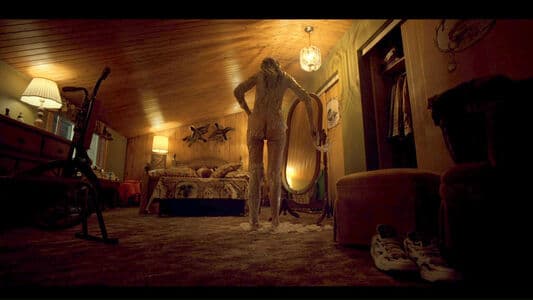 Kate Micucci Nude  Leaks 5 Photos