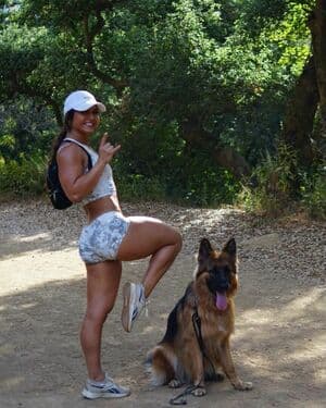 Katie Jones Nude  Leaks 17 Photos