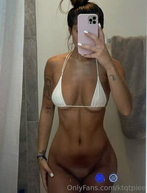 Katie Murch Nude OnlyFans Leaks 16 Photos