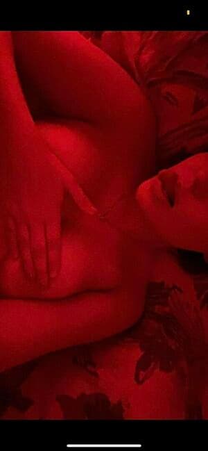 Katie Pego Nude  Leaks 3 Photos