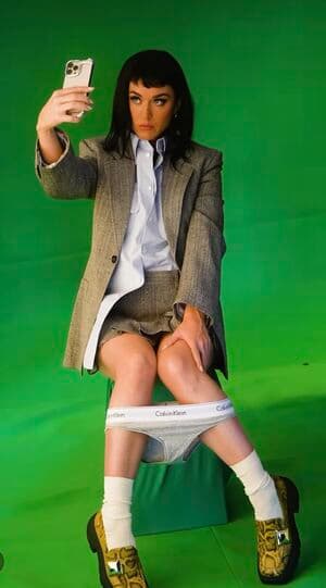 Click to view full size Katy Perry Nude OnlyFans Leaks 6 Photos