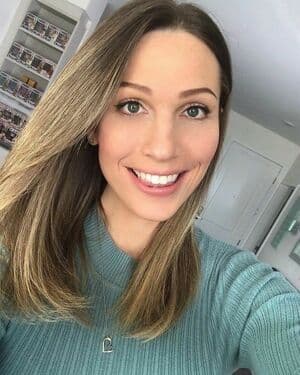 Kayla Ward Nude  Leaks 4 Photos