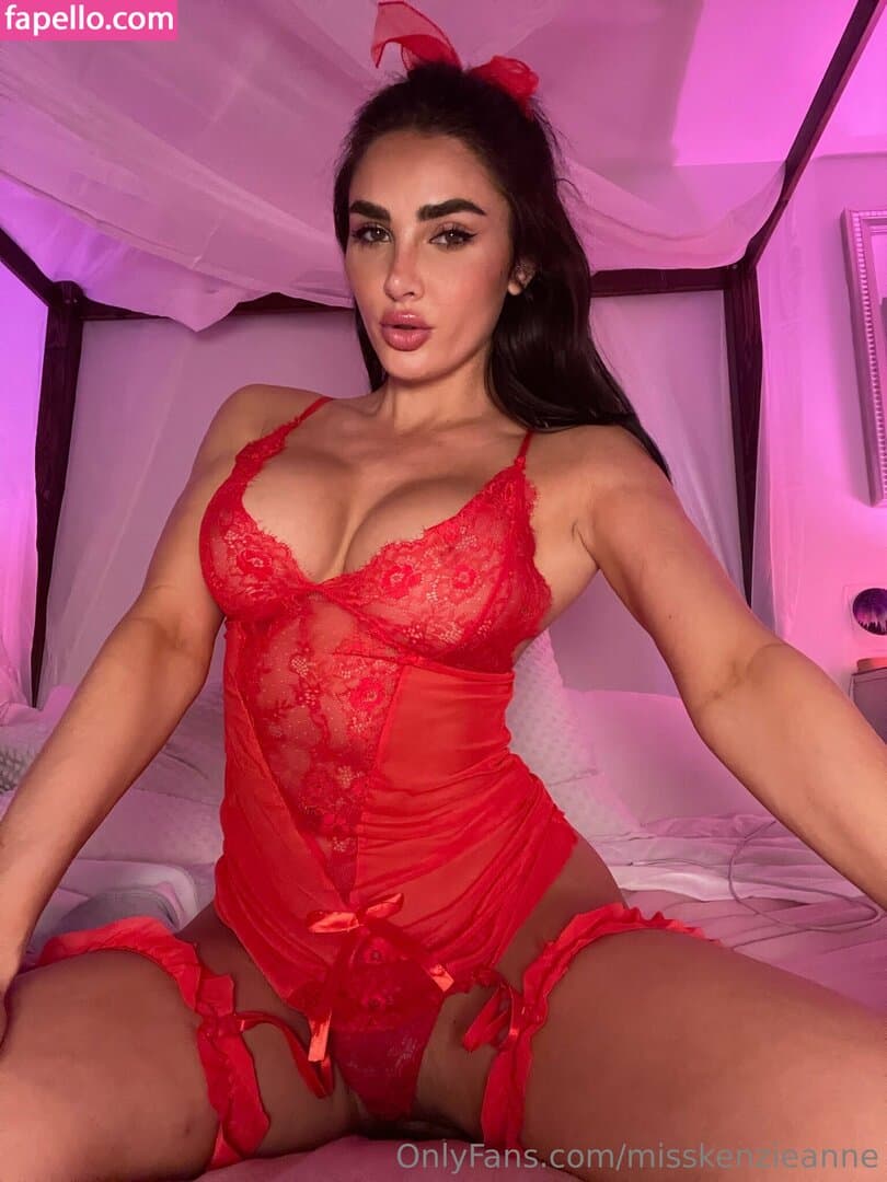 Click to view full size Kenzie Anne Nude Leaks 20 Photos