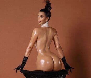 Kim Kardashian Nude OnlyFans Leaks 2 Photos