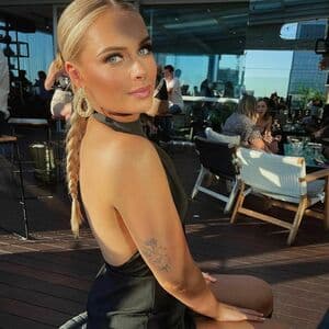 Kirra Schofield Nude  Leaks 8 Photos