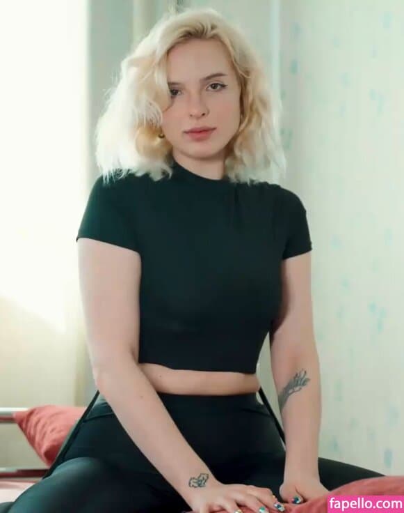 Kitty Cat Helza Nude  Leaks 11 Photos