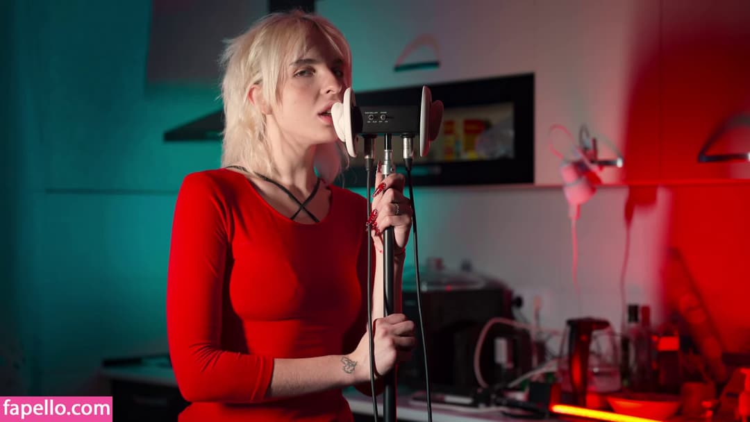 Kitty Cat Helza Nude  Leaks 4 Photos