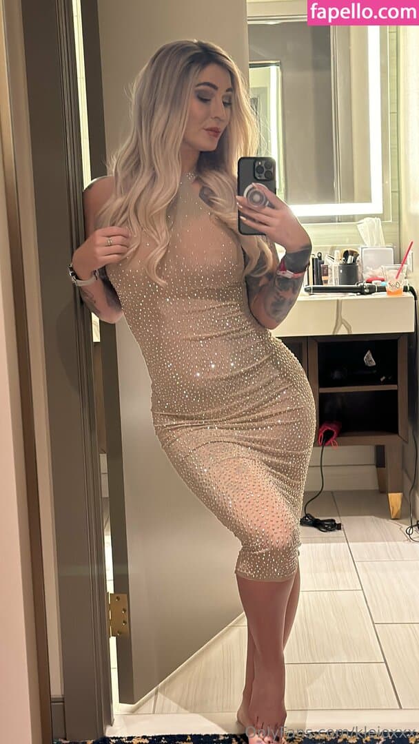 Kleio Valentien Nude  Leaks 10 Photos