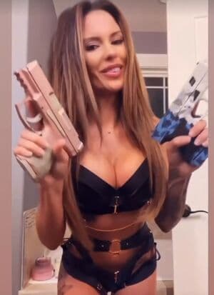 Kristen Strout Nude  Leaks 6 Photos