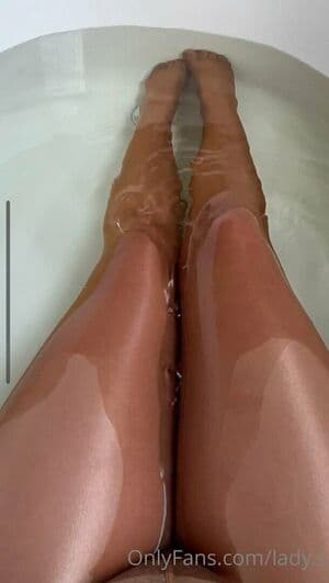 lady.s Nude  Leaks 54 Photos