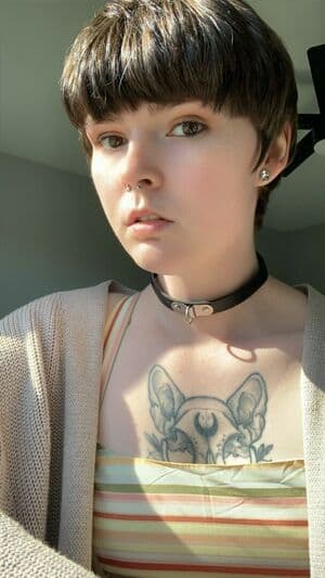 Lain Arbor Nude  Leaks 3 Photos