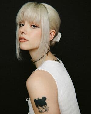 Lana Collins Nude  Leaks 2 Photos