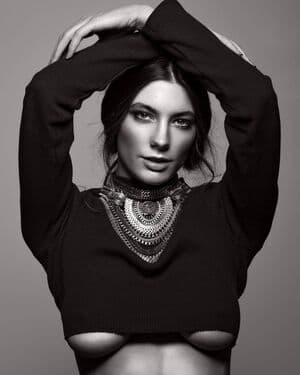 Lea Chloé Nude  Leaks 4 Photos