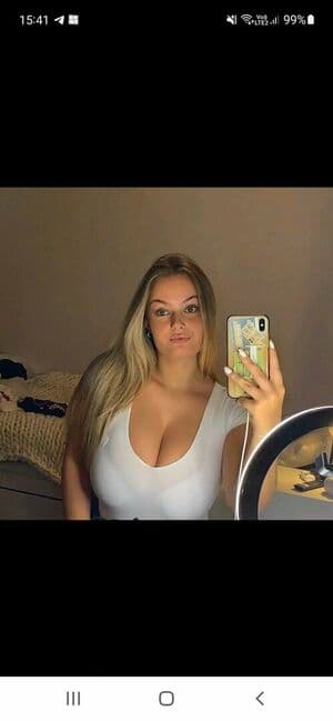 Leah Booth Nude  Leaks 29 Photos