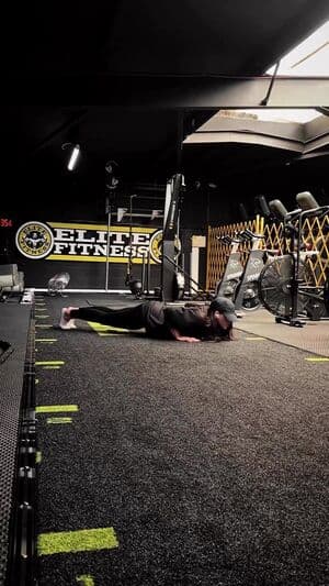 Leah Shutkever Nude  Leaks 2 Video and 1 Photos