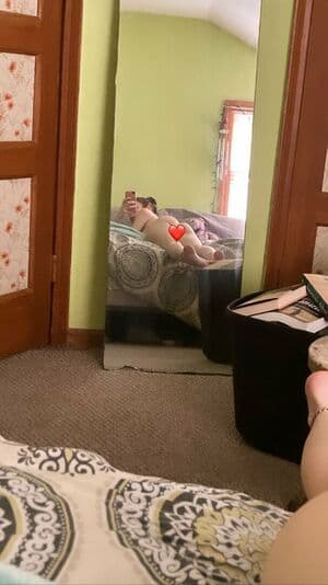 Lee Lee Fazo Nude  Leaks 6 Photos