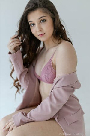 Leisy Lucy Nude  Leaks 6 Photos