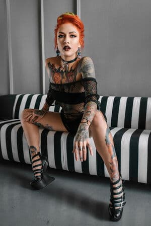 Lena Scissorhands Nude  Leaks 7 Photos