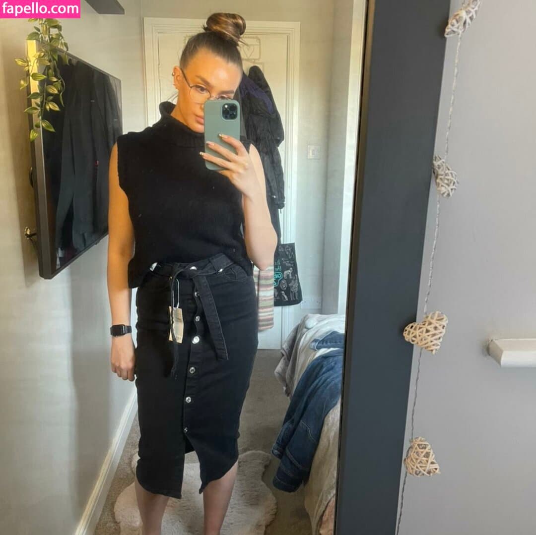 Lilly Walker Nude  Leaks 47 Photos