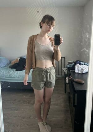 Liv Agar Nude  Leaks 4 Photos