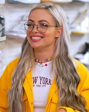 Liv Morgan Nude  Leaks 7 Photos