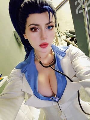 Liz Joestar Nude  Leaks 16 Photos