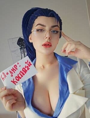 Liz Joestar Nude  Leaks 16 Photos