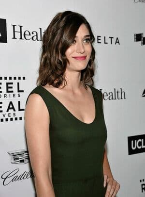 Lizzy Caplan Nude  Leaks 50 Photos