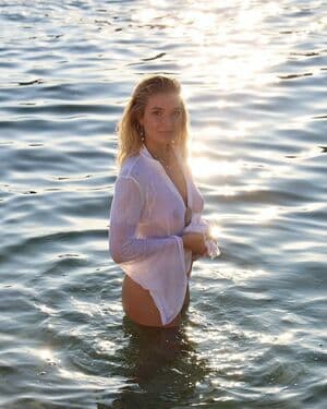 Lola Weippert Nude  Leaks 18 Photos