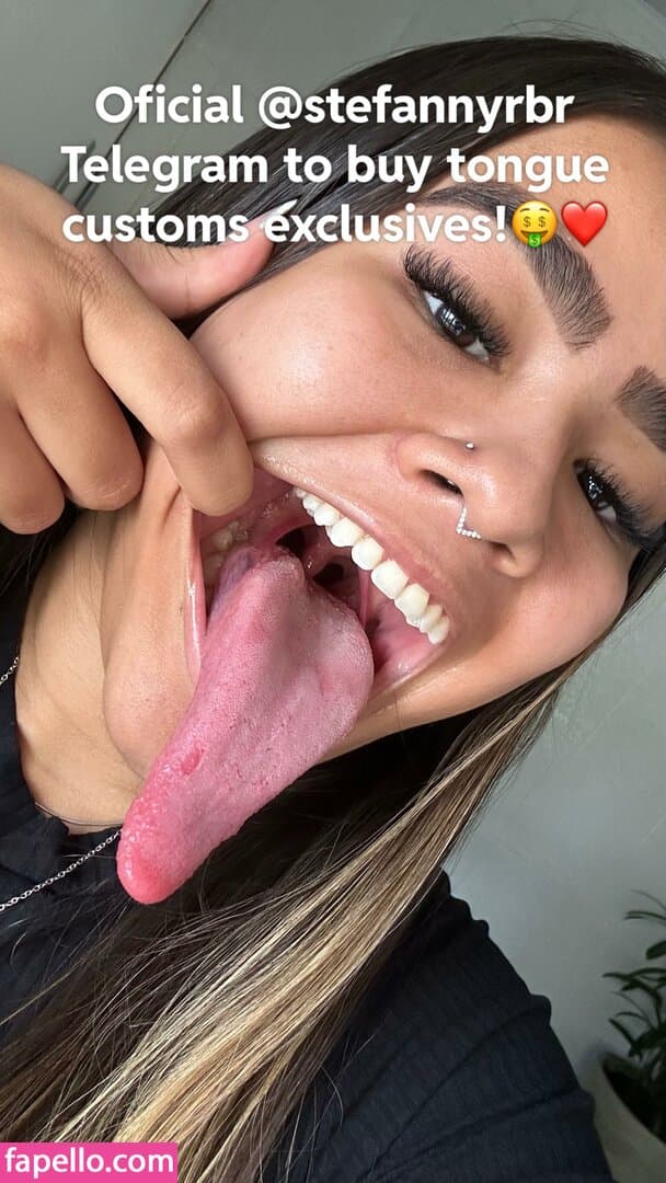 Long Tongue Fetish Nude  Leaks 12 Photos