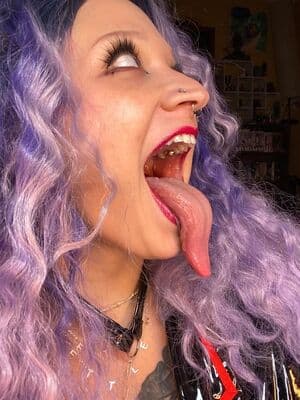 Long Tongue Fetish Nude  Leaks 15 Photos