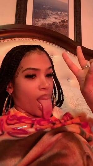 Long Tongue Fetish Nude  Leaks 16 Photos