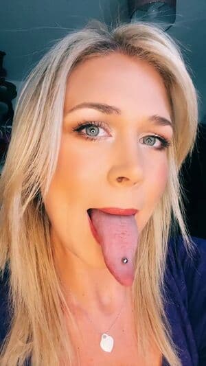 Long Tongue Fetish Nude  Leaks 31 Photos
