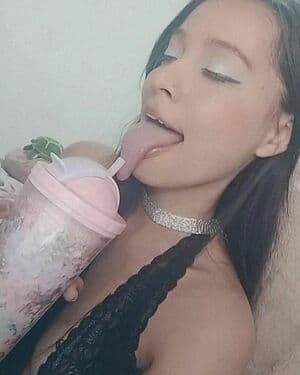 Long Tongue Fetish Nude  Leaks 15 Photos