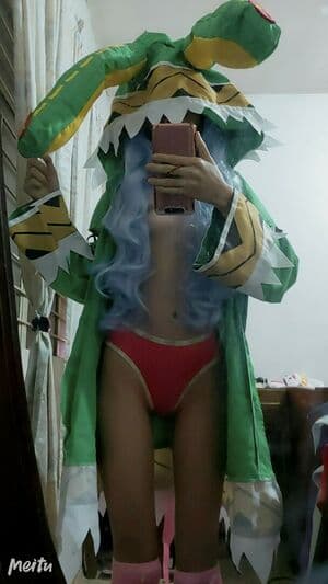 Click to view full size Maika Yinghua Nude Leaks 13 Photos